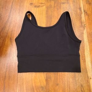 Iwa company black fitted top